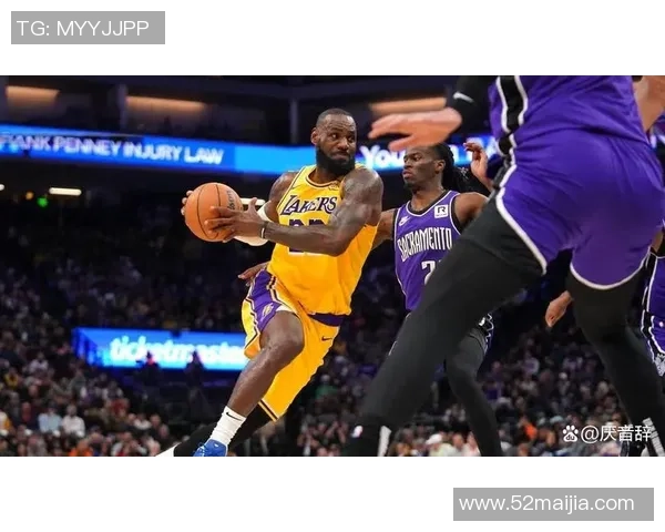 回顾2011年湖人与国王经典对决全场录像精彩瞬间分享